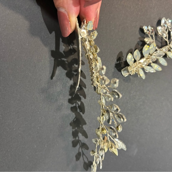 Crystal hair clips - Picture 3 of 3